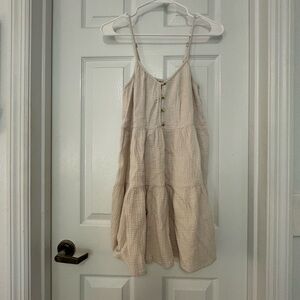 Tiered dress! 🤍🤎